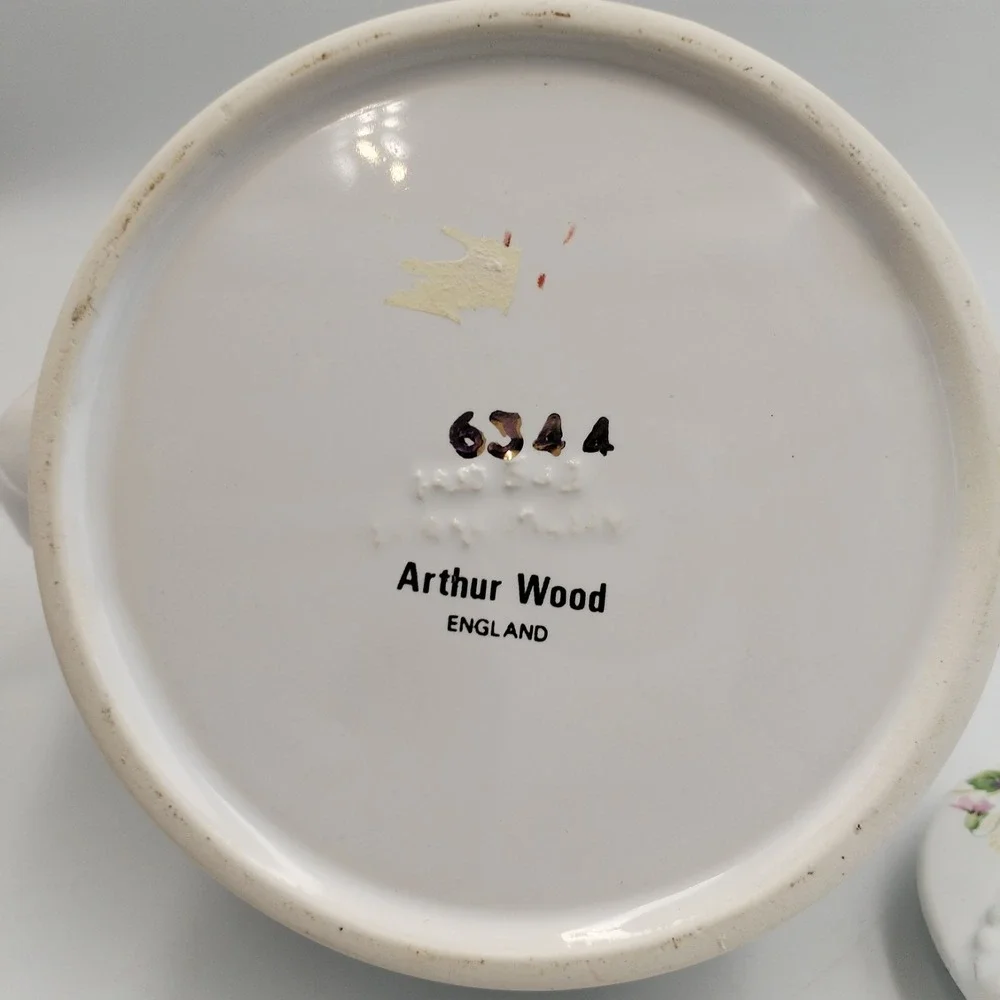 Arthur Wood England Violets Teapot‎ Floral Ceramic Tea Pot Vintage 6344 2-Cup
